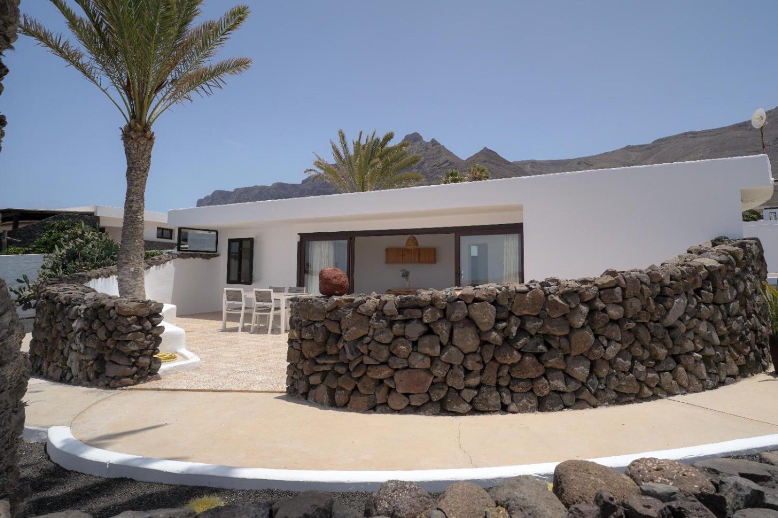 Bungalow Con Vistas Al Mar Famara Esterno foto